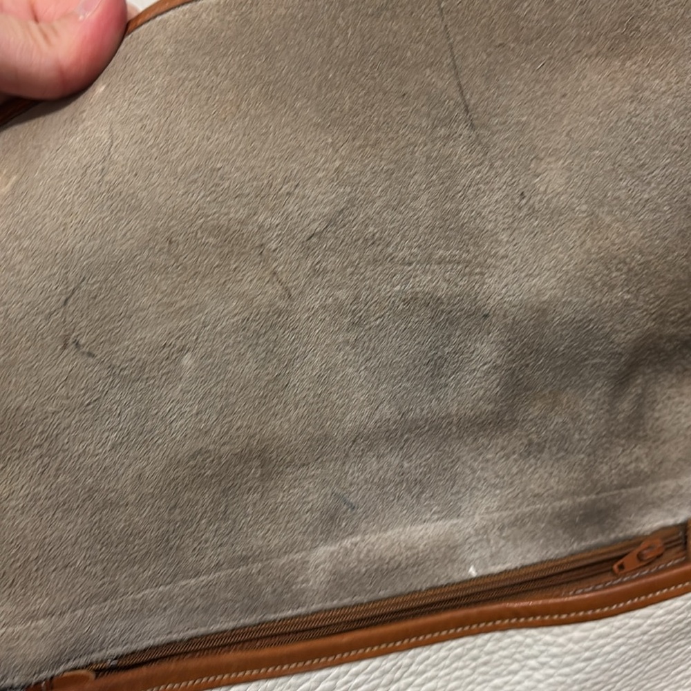 Vintage Dooney and Burke White and Brown Leather Shoulder Bag - Picture 8 of 9